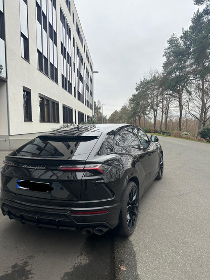 Lamborghini Urus Akrapovic