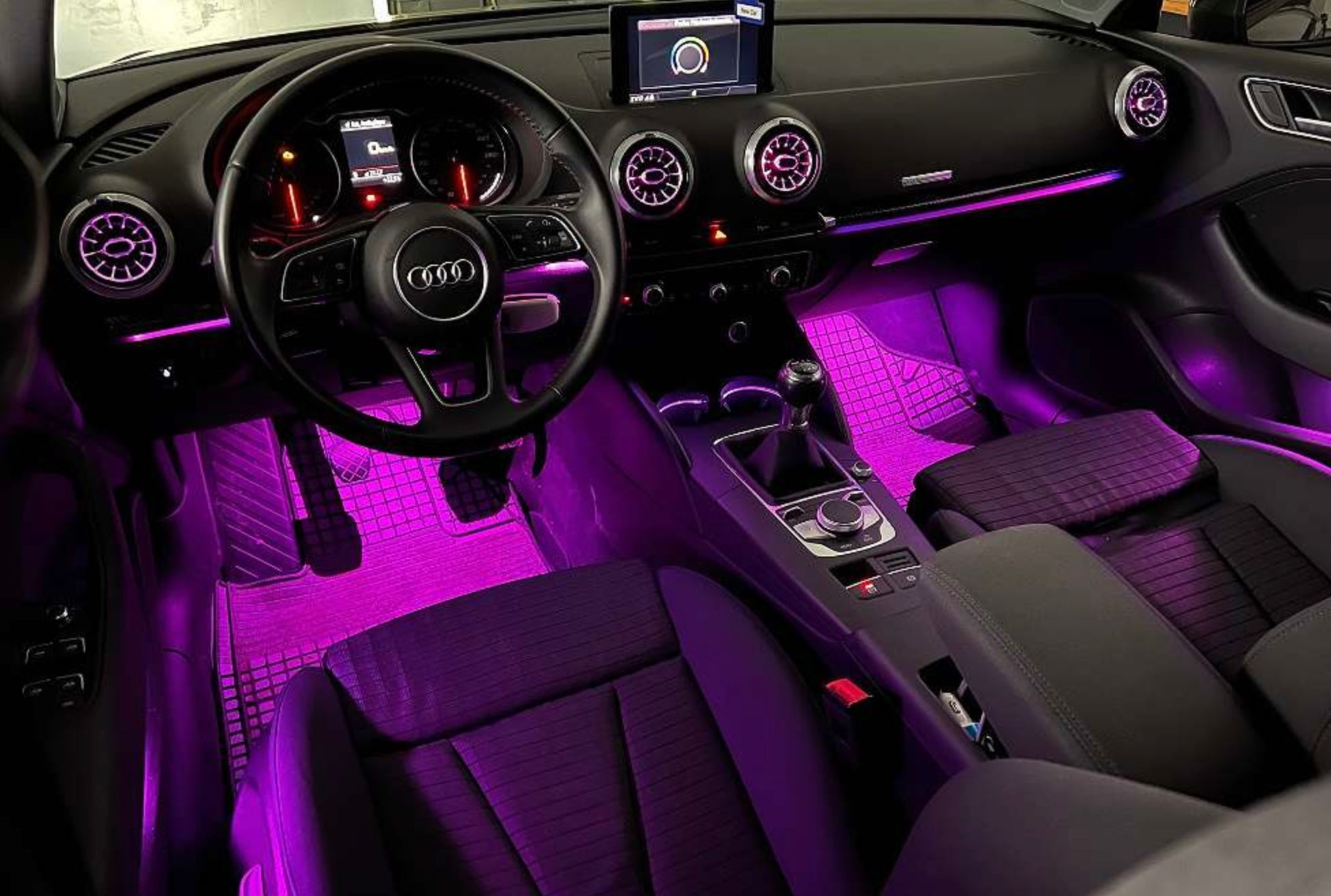 Ambientebeleuchtung für Audi A3 S3 8V inkl. Einbau (Nachrüstung